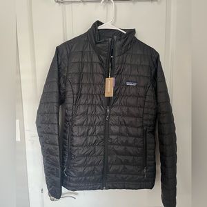 Brand new Patagonia Womens nano puff jacket